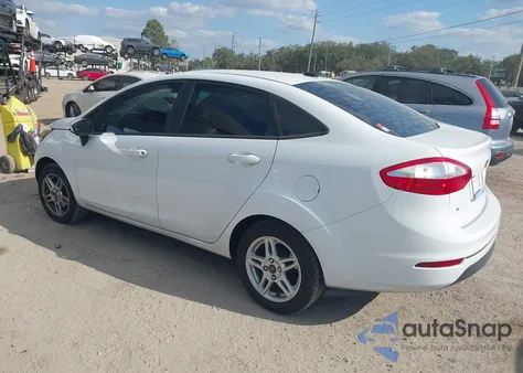 2017 Ford Fiesta Se z USA, uszkodzony, nr VIN 3FADP4BJ9HM153985